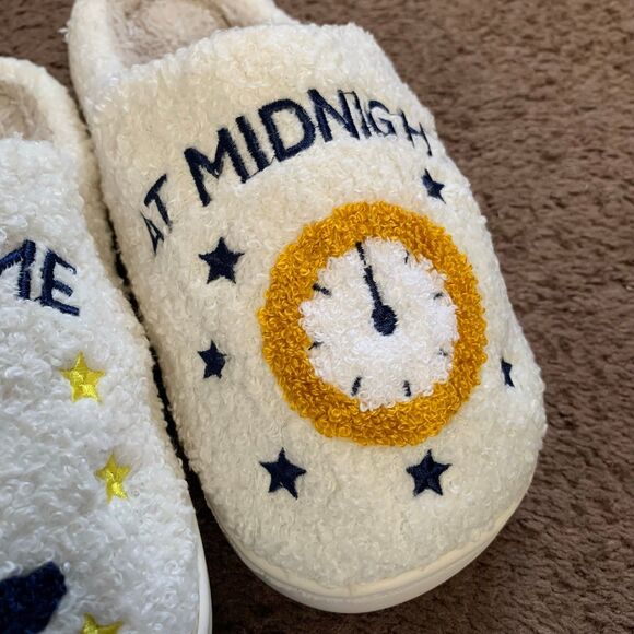 Meet me at midnight TAYLOR SWIFT SLIPPERS Size 9 - Picture 5 of 8